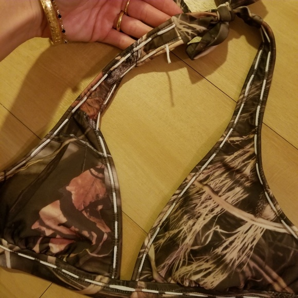 Camo Bikini Top 🌿🍂 - Picture 3 of 5